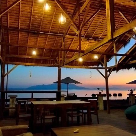Amrita Maumere Resort Esterno foto