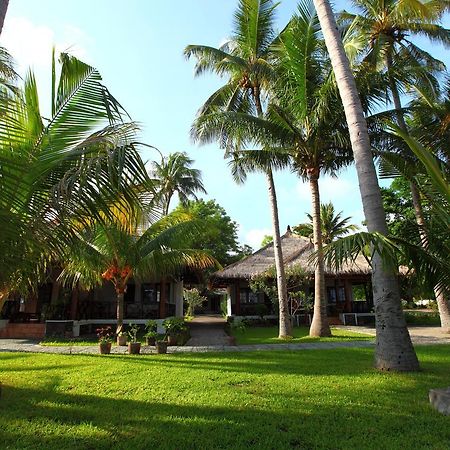 Amrita Maumere Resort Esterno foto
