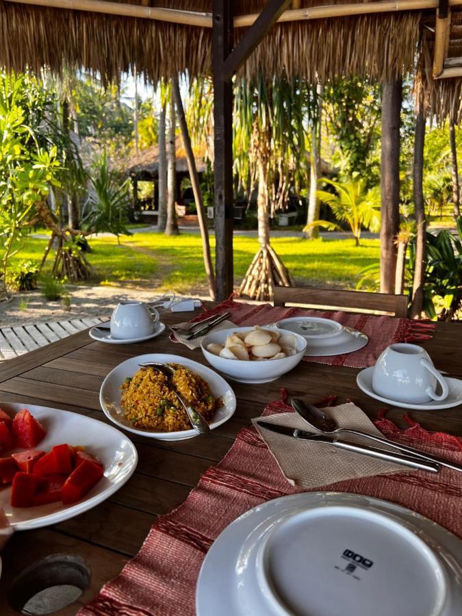 Amrita Maumere Resort Esterno foto