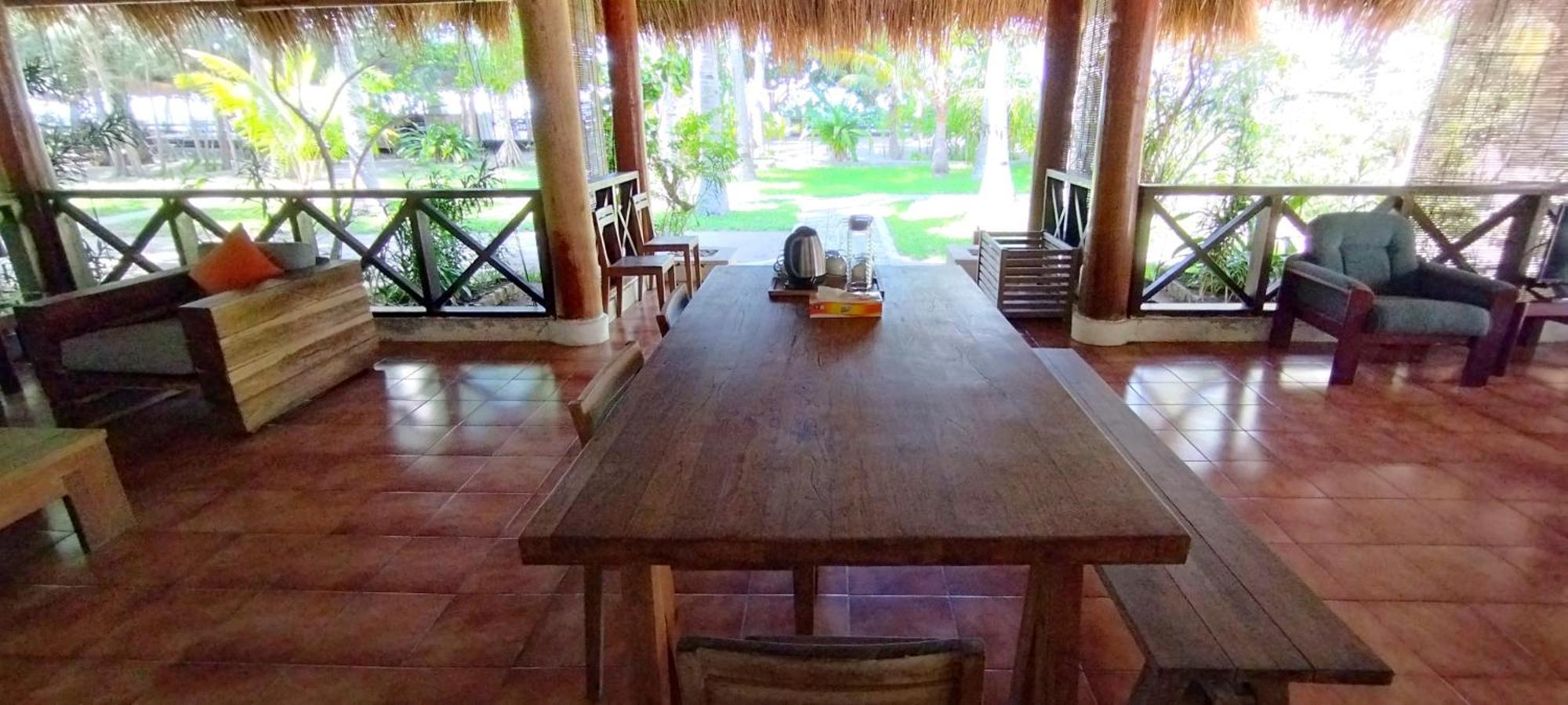 Amrita Maumere Resort Esterno foto