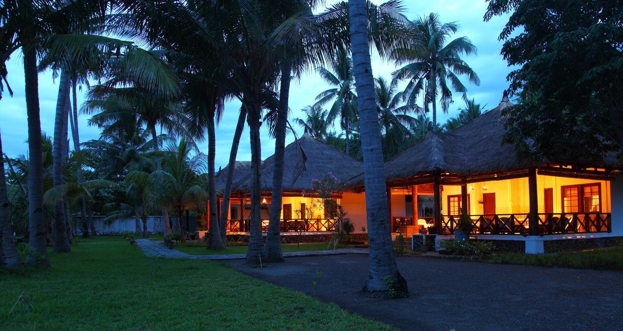 Amrita Maumere Resort Esterno foto