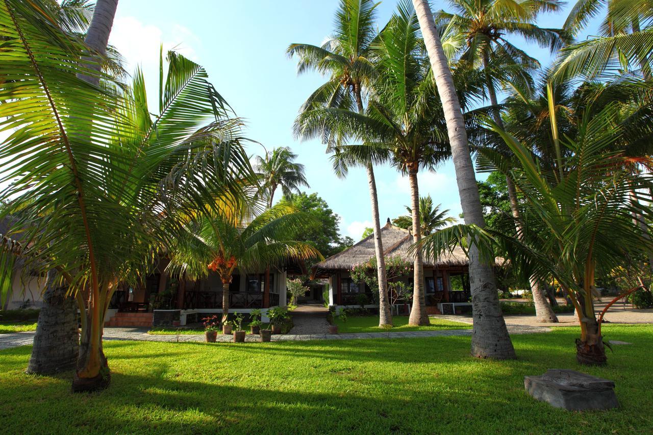 Amrita Maumere Resort Esterno foto